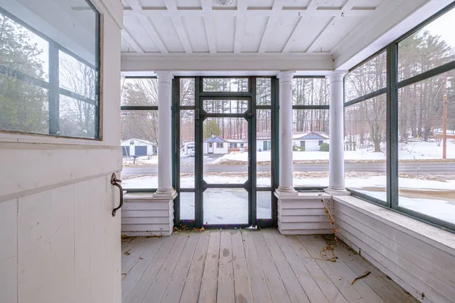 $495,800 | 51 Oxford Street, Paris, ME 04281