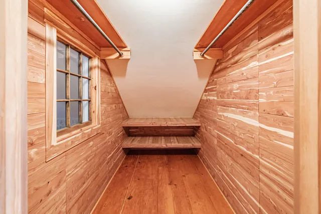 $495,800 | 51 Oxford Street, Paris, ME 04281