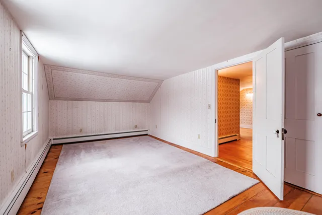 $495,800 | 51 Oxford Street, Paris, ME 04281