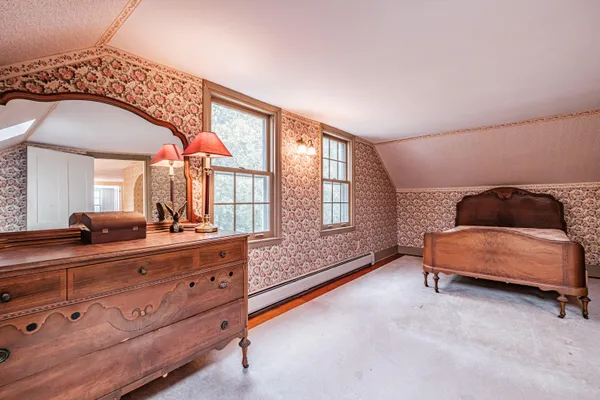 $495,800 | 51 Oxford Street, Paris, ME 04281
