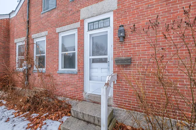 $495,800 | 51 Oxford Street, Paris, ME 04281