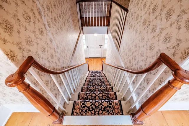 $495,800 | 51 Oxford Street, Paris, ME 04281