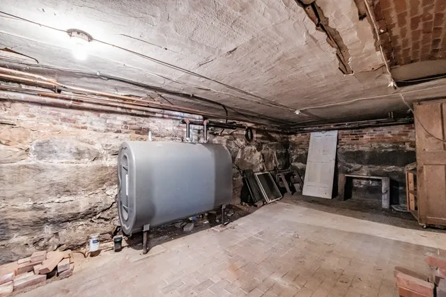 $495,800 | 51 Oxford Street, Paris, ME 04281