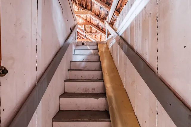 $495,800 | 51 Oxford Street, Paris, ME 04281