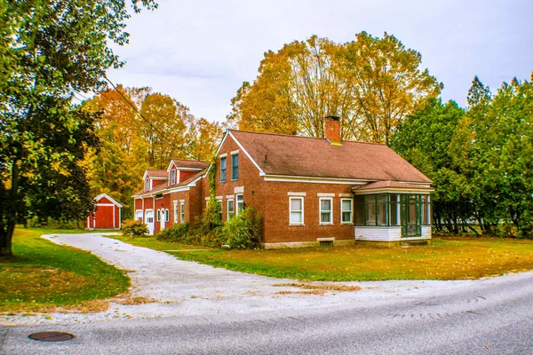 $495,800 | 51 Oxford Street, Paris, ME 04281