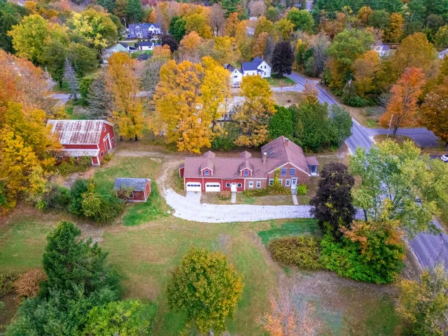 $495,800 | 51 Oxford Street, Paris, ME 04281