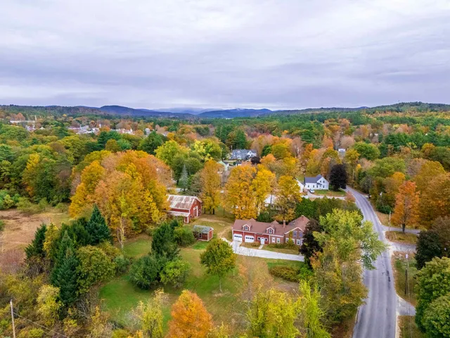 $495,800 | 51 Oxford Street, Paris, ME 04281