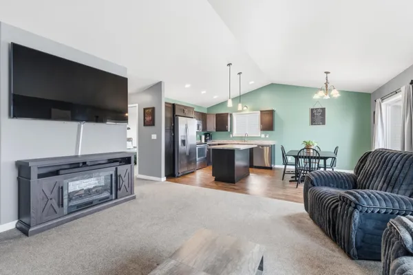 $288,000 | 1332 4th Street Northwest, West Fargo, ND 58078