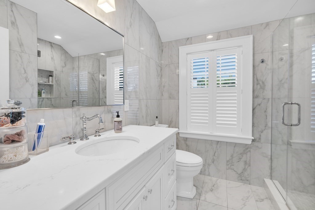 2 Hillcrest Road Marblehead, MA 01945 - Photo 24 of 38