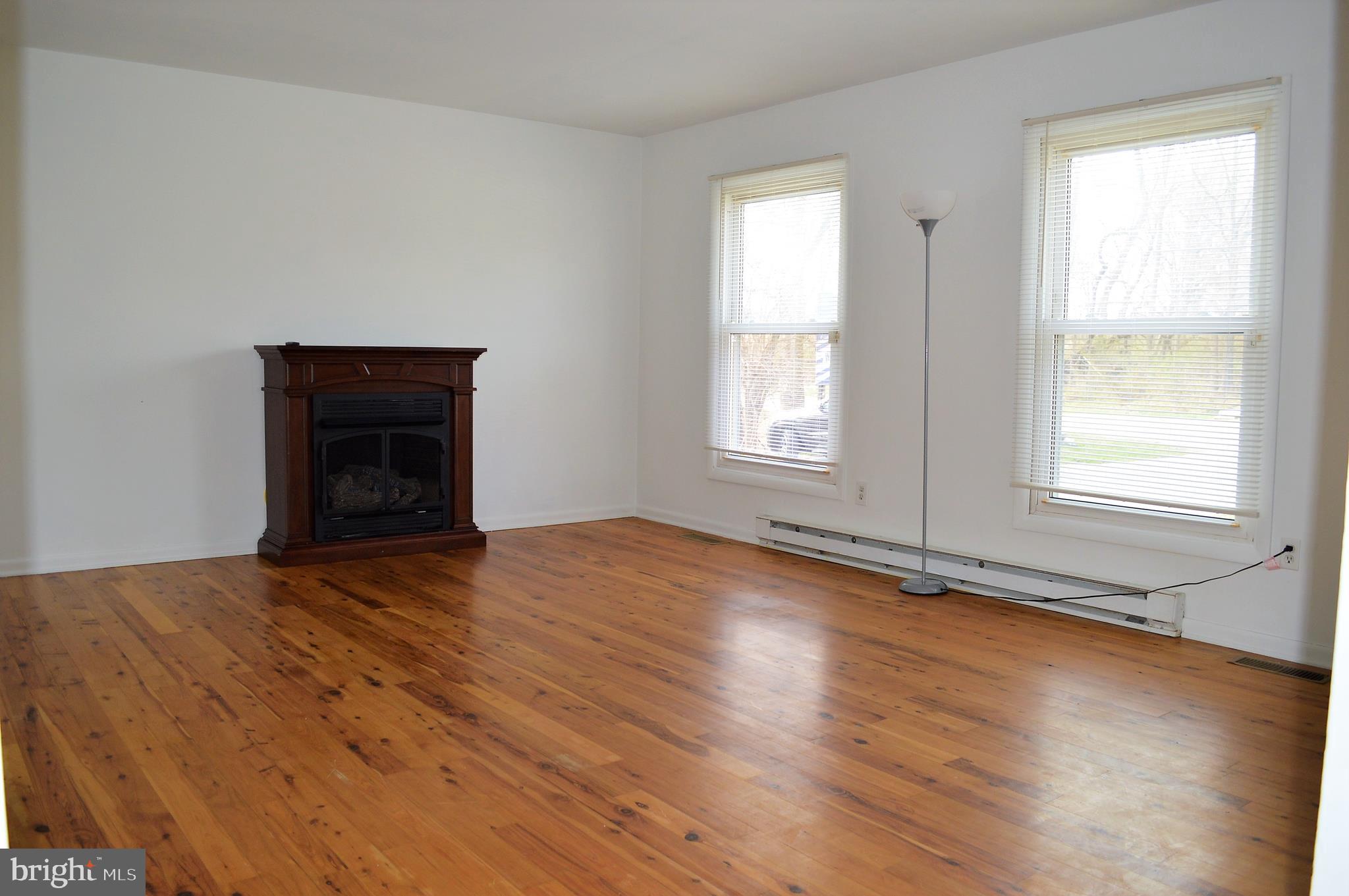 1351 West Trindle Road Carlisle, PA 17015 - Photo 4 of 9 Gallery Image 4