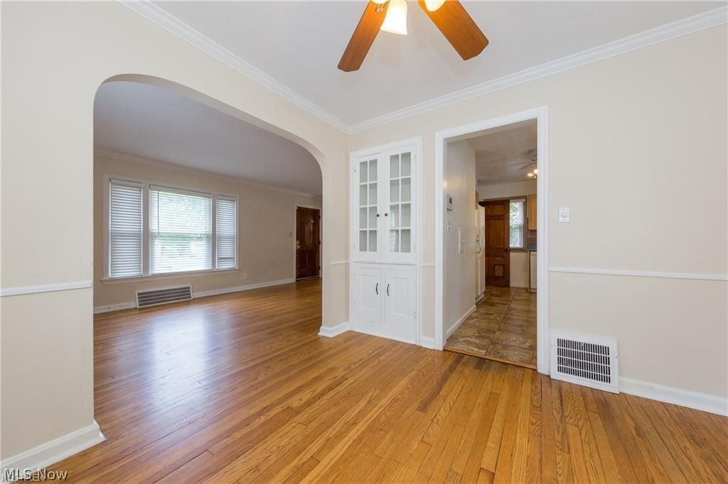 945 Rushleigh Road Cleveland Heights, OH 44121 - Photo 26 of 29