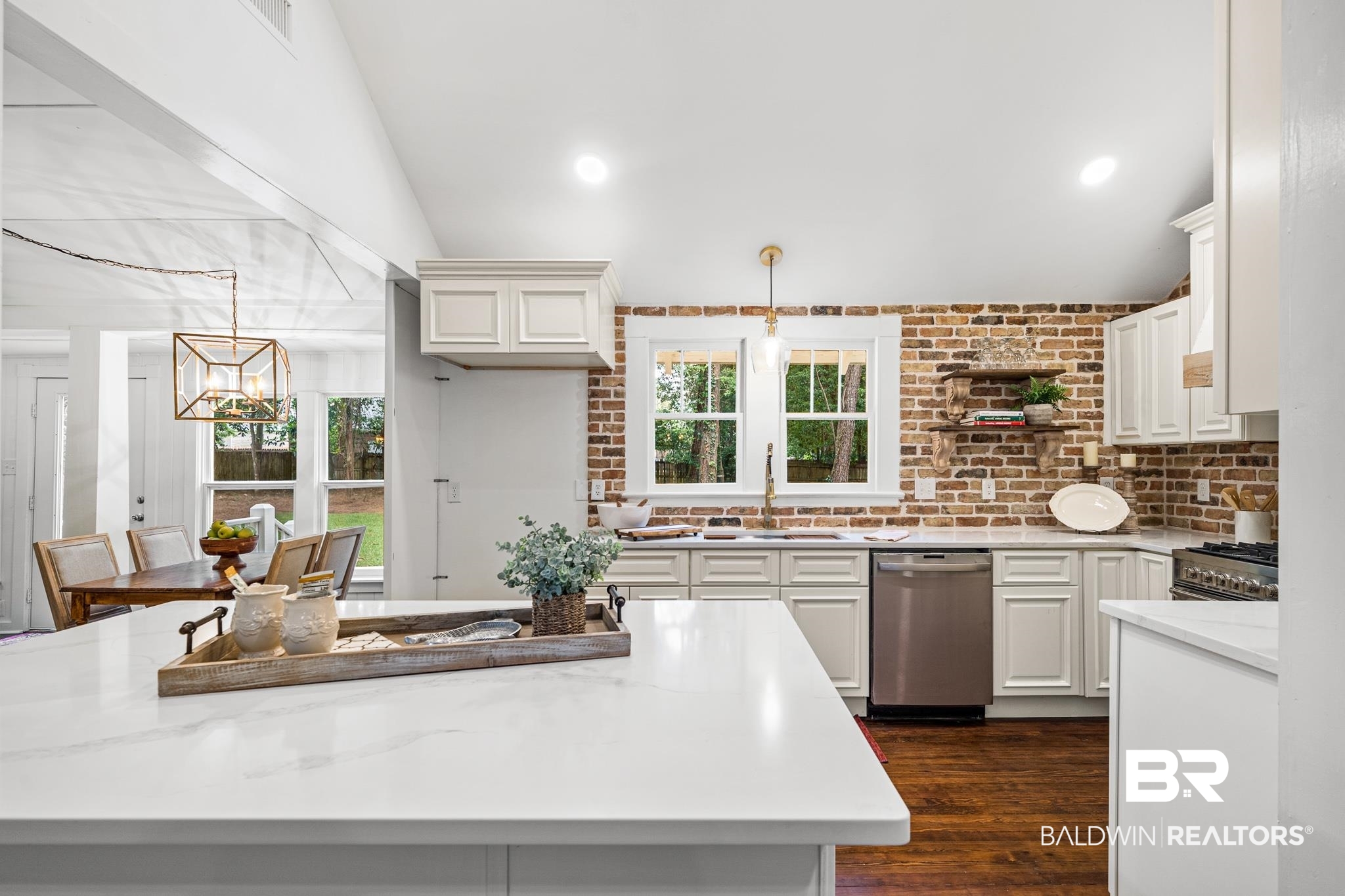 503 Oak Ridge Court West Daphne, AL 36526 - Photo 14 of 41 Kitchen