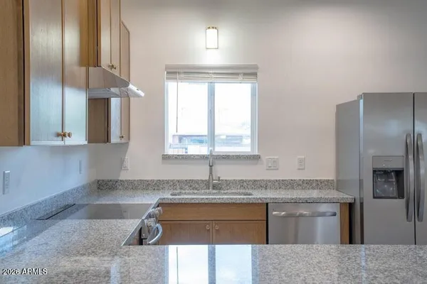 $2,150 | 2006 West Madison Street, Unit 2, Phoenix, AZ 85009