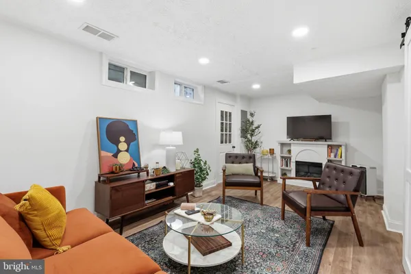 $375,000 | 703 Green Willow Place, Landover, MD 20785