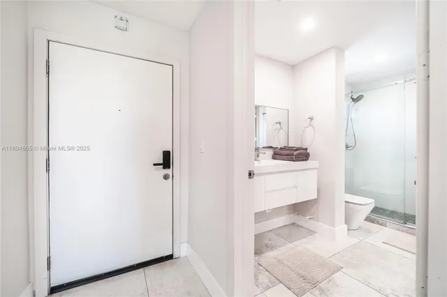 $3,950 | 201 178th Drive, Unit 537, Sunny Isles Beach, FL 33160