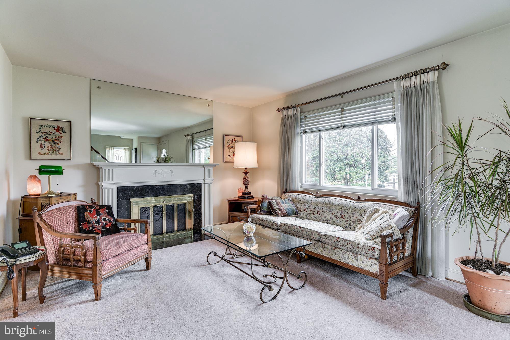2600 Spencer Road Chevy Chase, MD 20815 - Photo 5 of 29 Living Room
