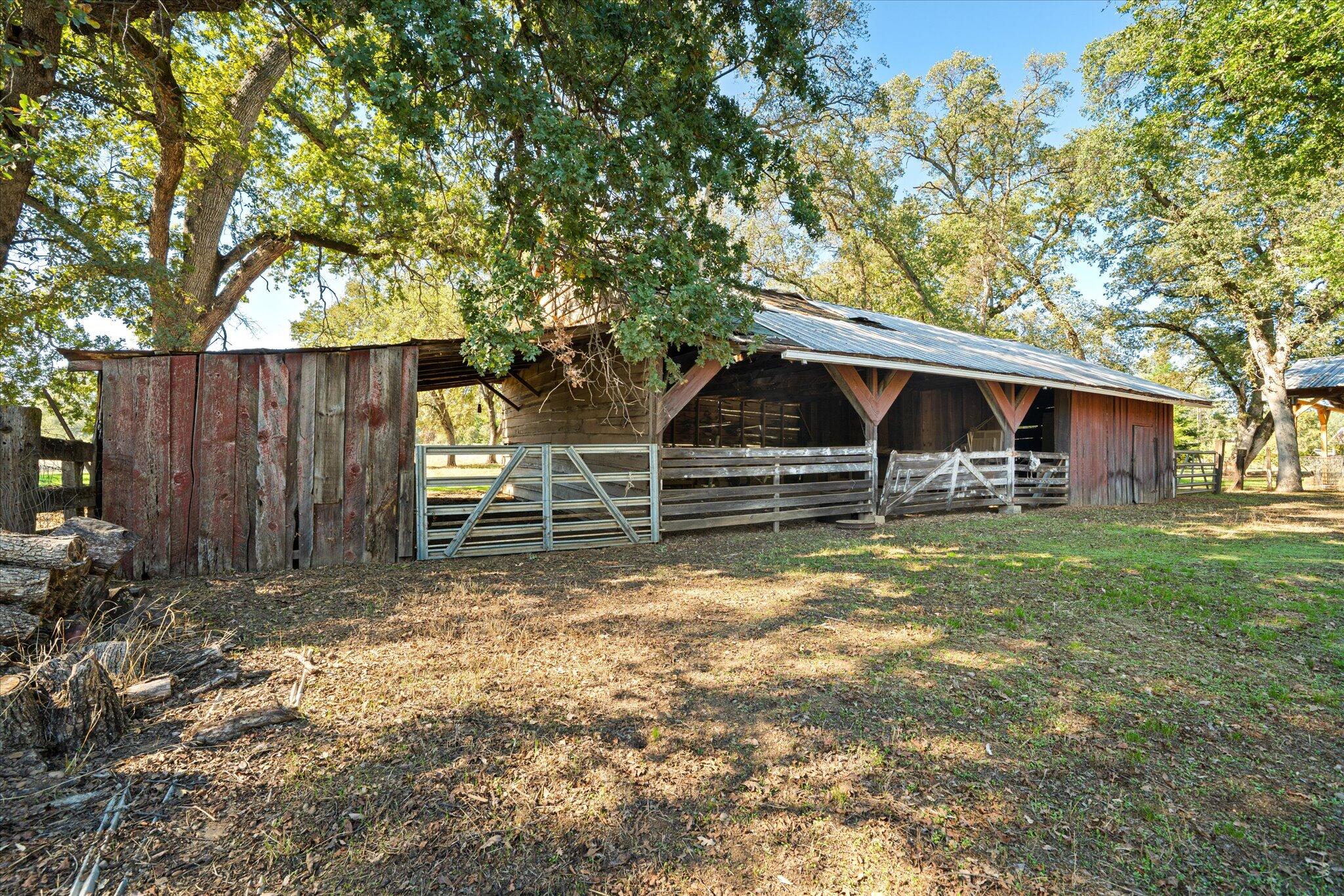 10241 Deschutes Road Palo Cedro, CA 96073 - Photo 48 of 56 Barn