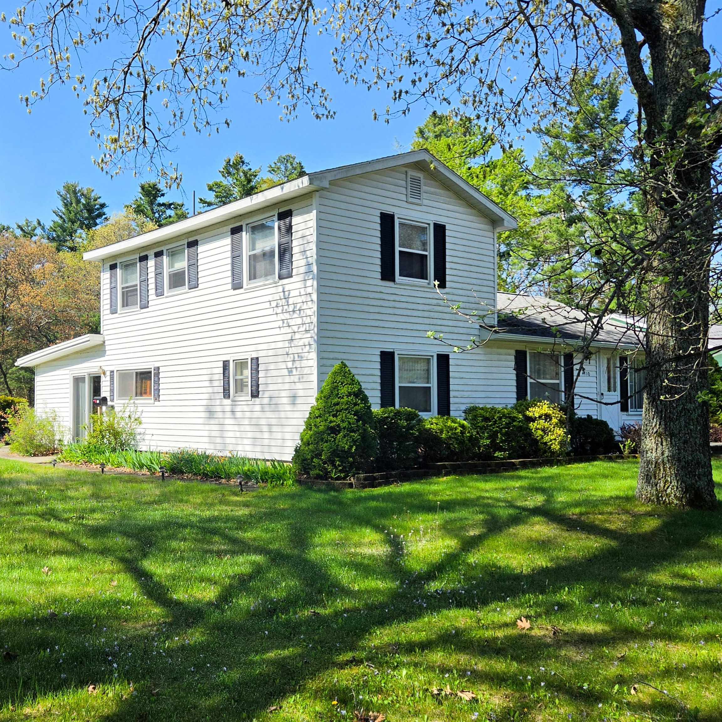 4710 MacKenzie Road Oscoda, MI 48750 - Photo 1 of 26