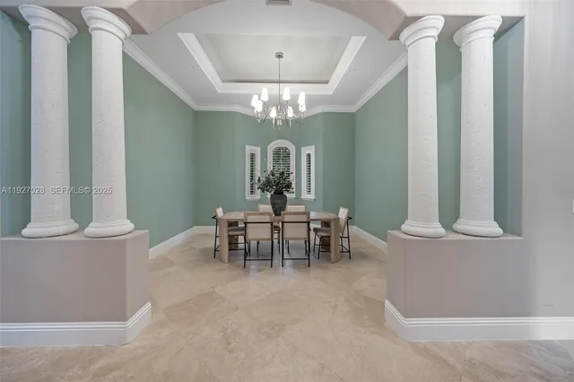 $5,800,000 | 6890 Southwest 94th Street, Pinecrest, FL 33156