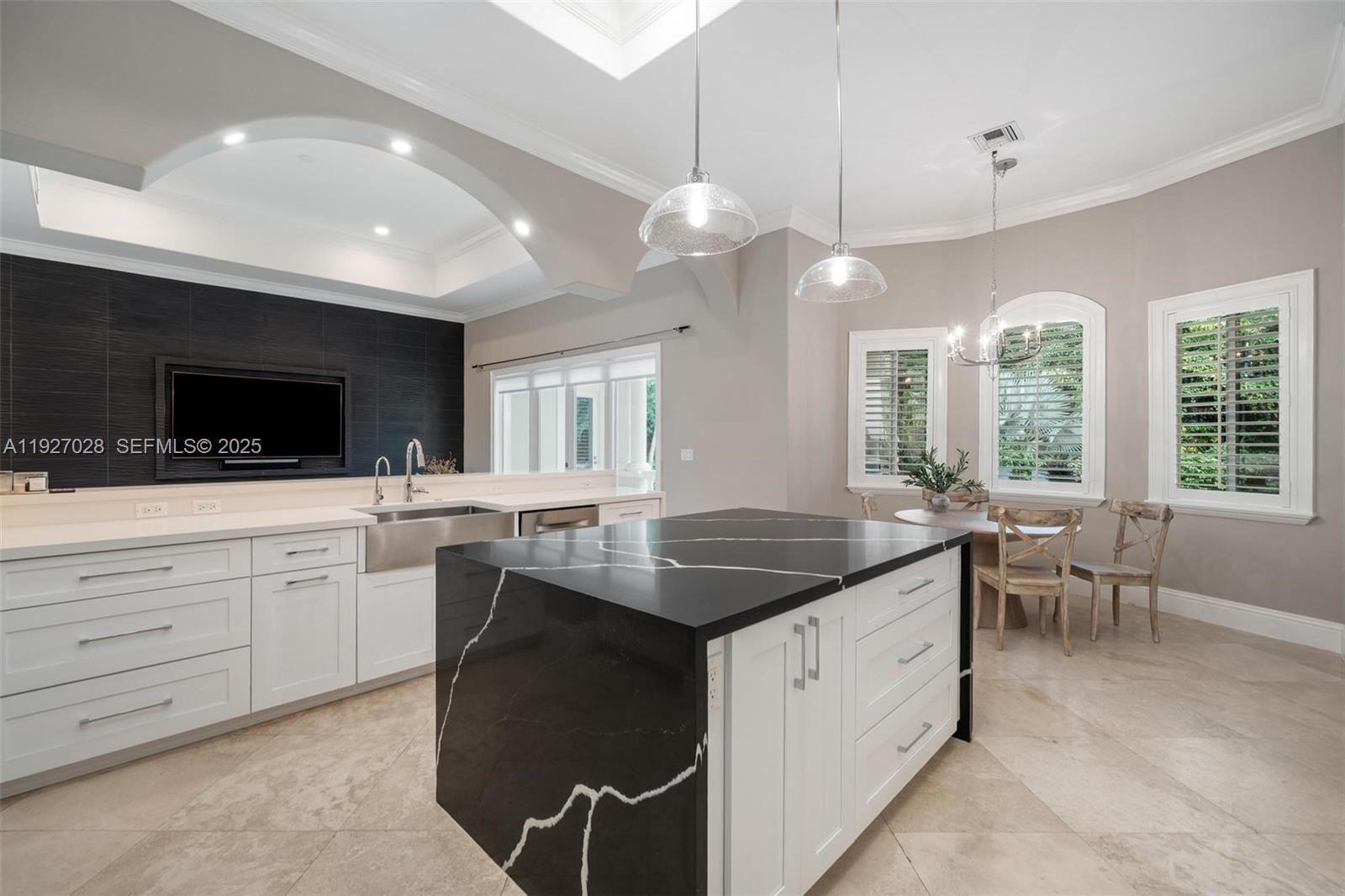 6890 Southwest 94th Street Pinecrest, FL 33156 - Photo 4 of 94