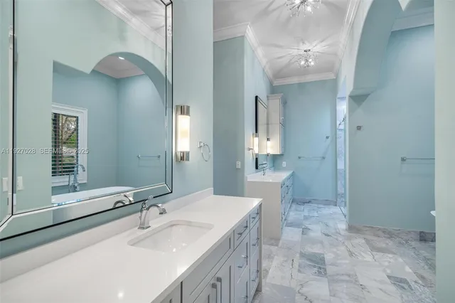 $5,800,000 | 6890 Southwest 94th Street, Pinecrest, FL 33156