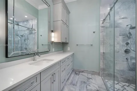 $5,800,000 | 6890 Southwest 94th Street, Pinecrest, FL 33156