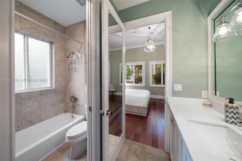 $5,800,000 | 6890 Southwest 94th Street, Pinecrest, FL 33156