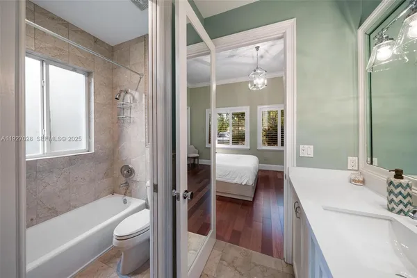 $5,390,000 | 6890 Southwest 94th Street, Pinecrest, FL 33156