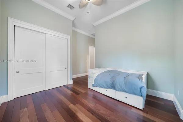 $5,390,000 | 6890 Southwest 94th Street, Pinecrest, FL 33156