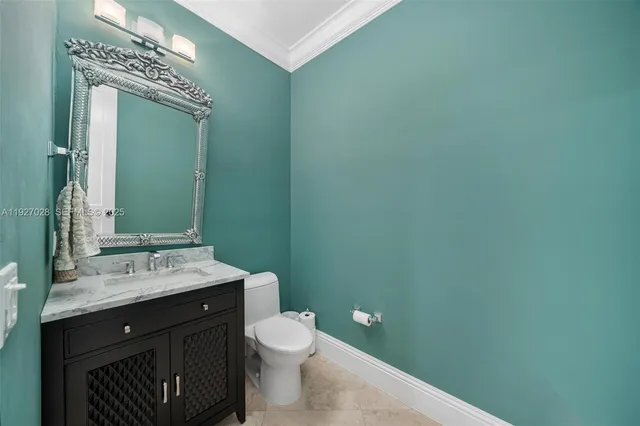 $5,800,000 | 6890 Southwest 94th Street, Pinecrest, FL 33156