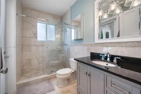 $5,800,000 | 6890 Southwest 94th Street, Pinecrest, FL 33156