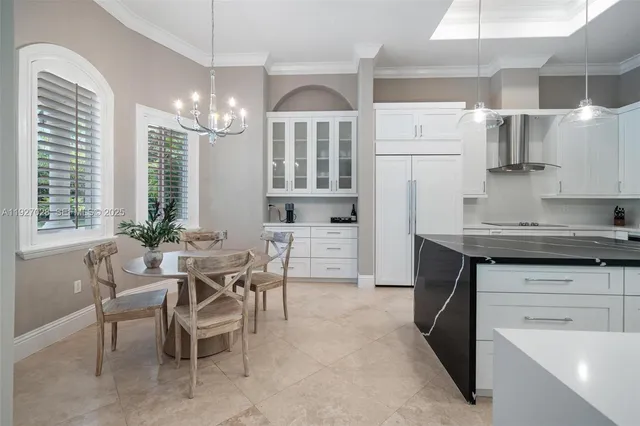 $5,800,000 | 6890 Southwest 94th Street, Pinecrest, FL 33156