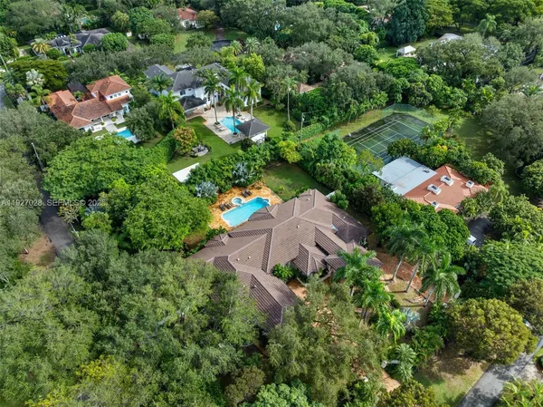 $5,390,000 | 6890 Southwest 94th Street, Pinecrest, FL 33156