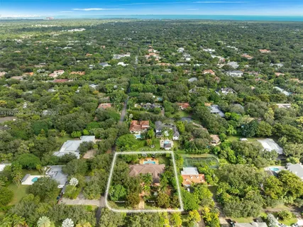 $5,800,000 | 6890 Southwest 94th Street, Pinecrest, FL 33156