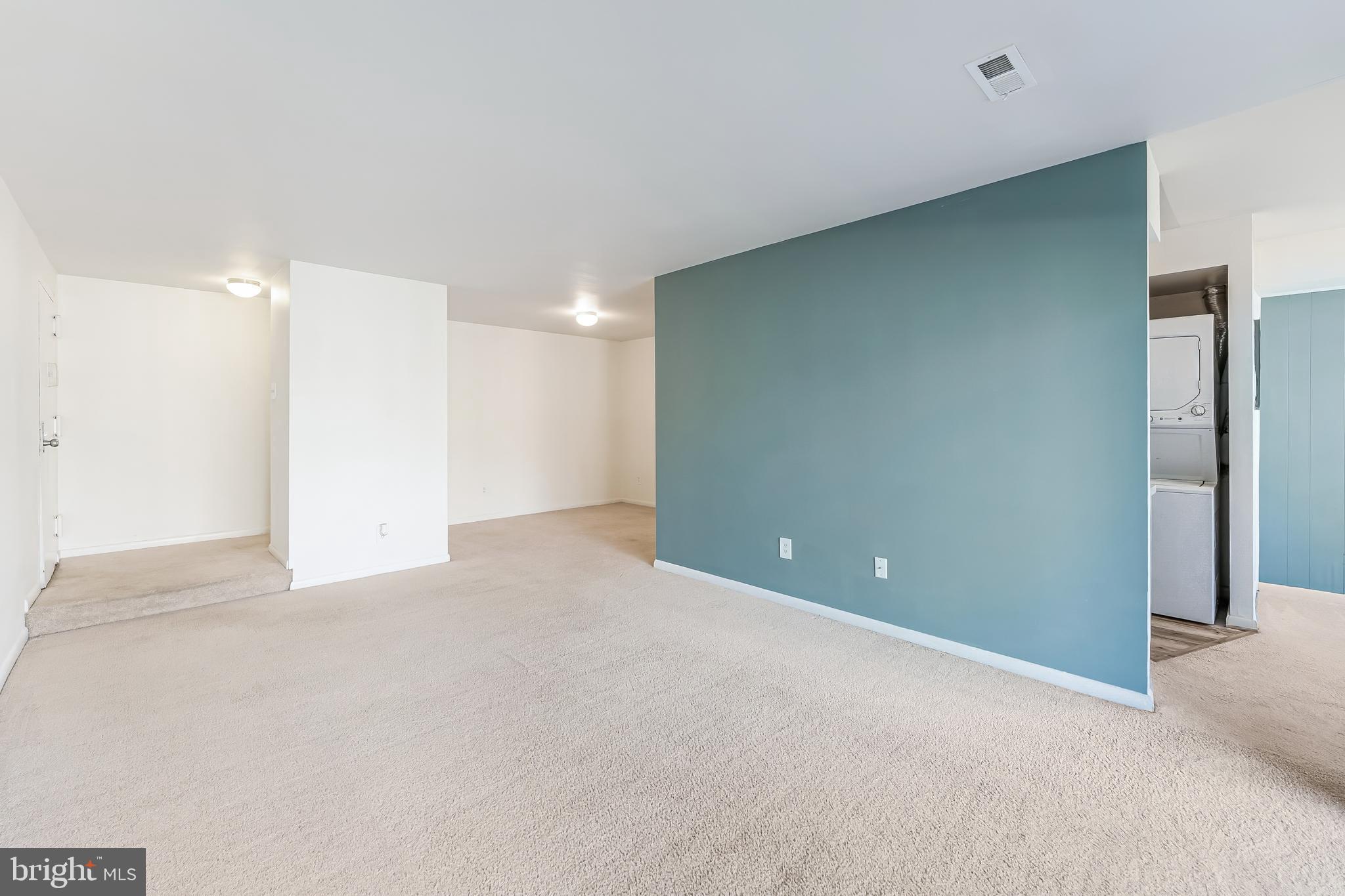 11240 Chestnut Grove Square, Unit 31 Reston, VA 20190 - Photo 12 of 34 a view of an empty room