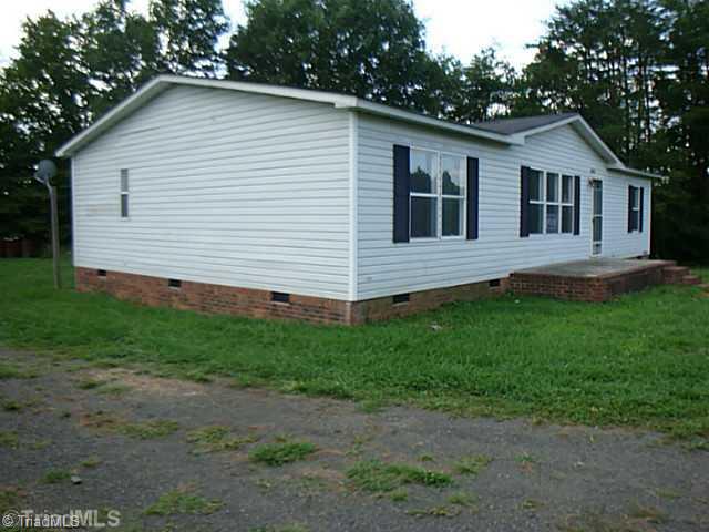 8901 Friendship Church Road Reidsville, NC 27320 - Photo 13 of 15 Exterior Front.