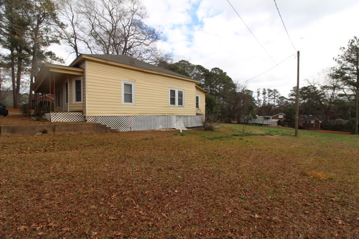 507 Washington Street McCormick, SC 29835 - Photo 4 of 26 Gallery Image 4