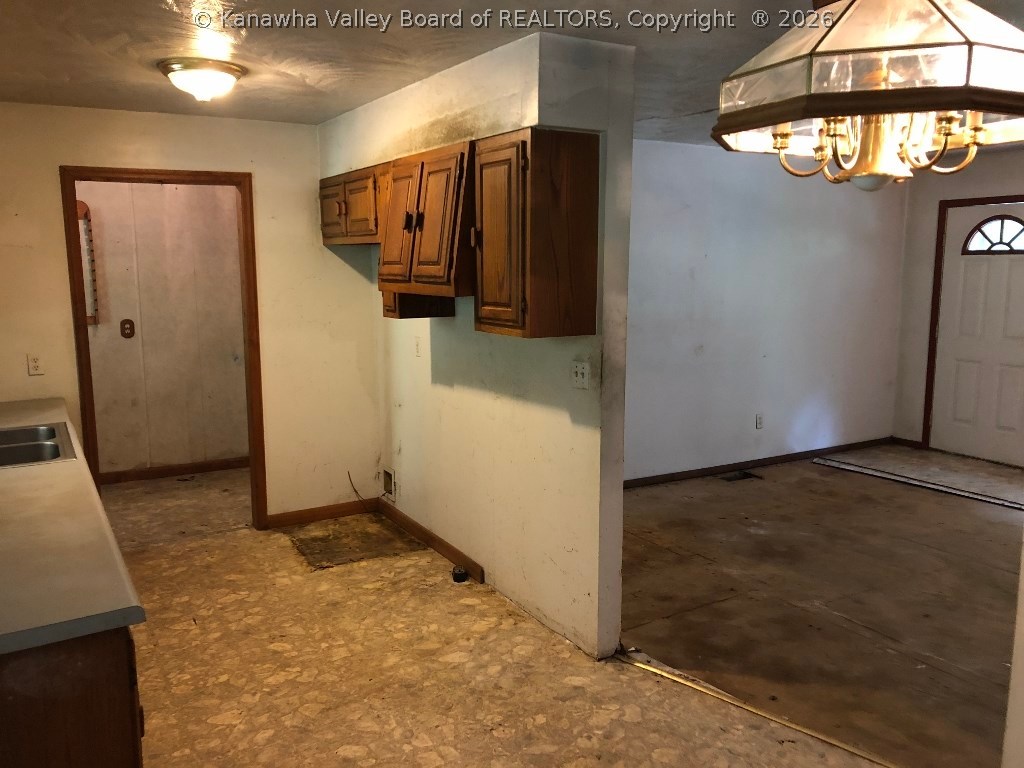 86 Thompson Branch Road Harts, WV 25524 - Photo 15 of 25 Gallery Image 15
