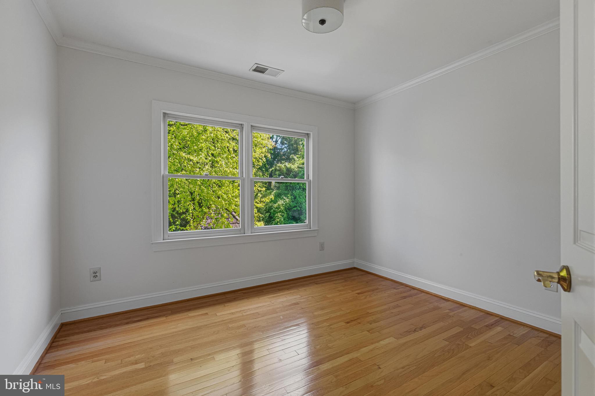 106 Harrison Street Northeast Leesburg, VA 20176 - Photo 36 of 52