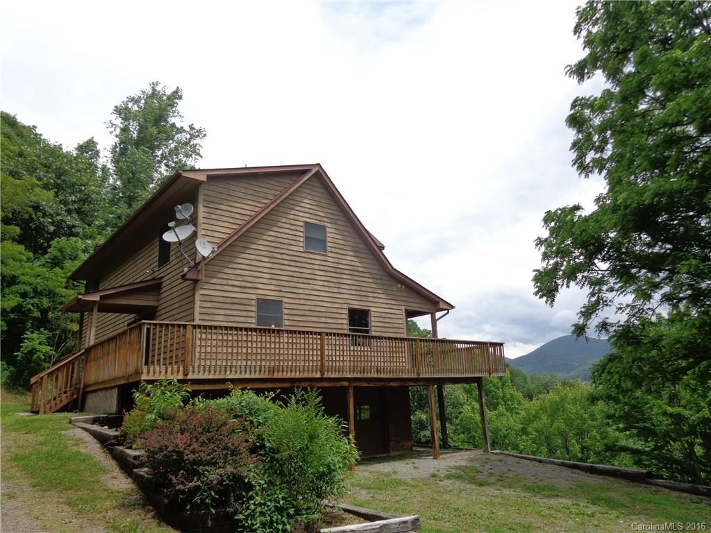 285 McCracken Farm Road Clyde, NC 28721 - Photo 1 of 24