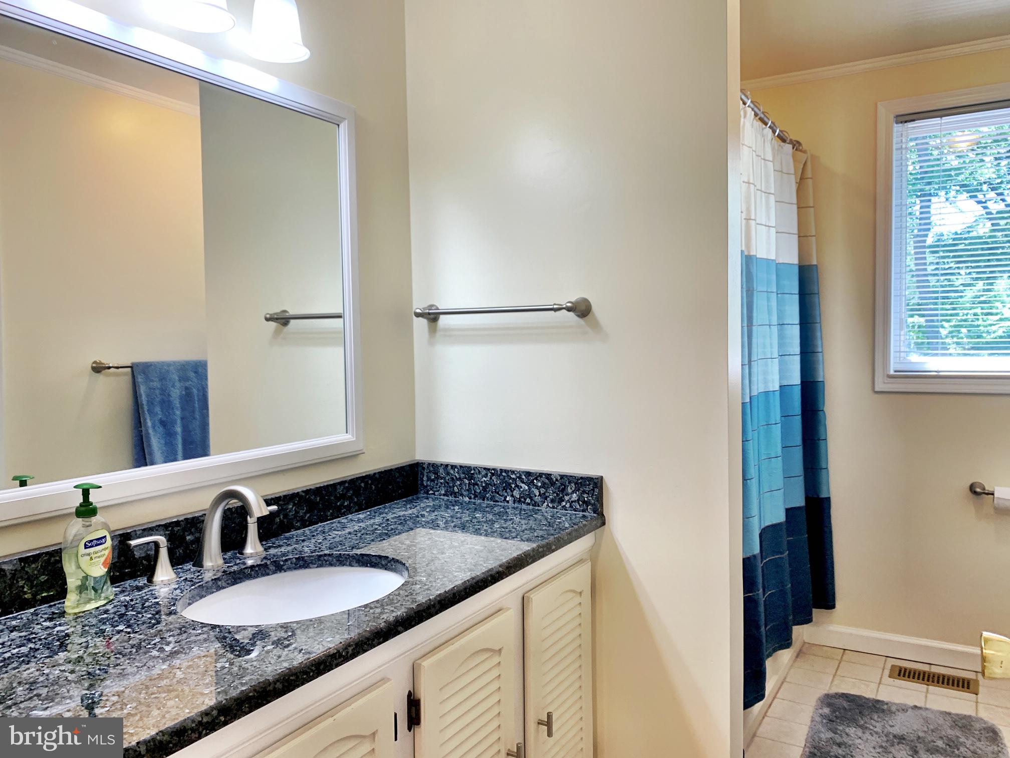 22 Ross Road Burlington Township, NJ 08016 - Photo 19 of 26 Gallery Image 19