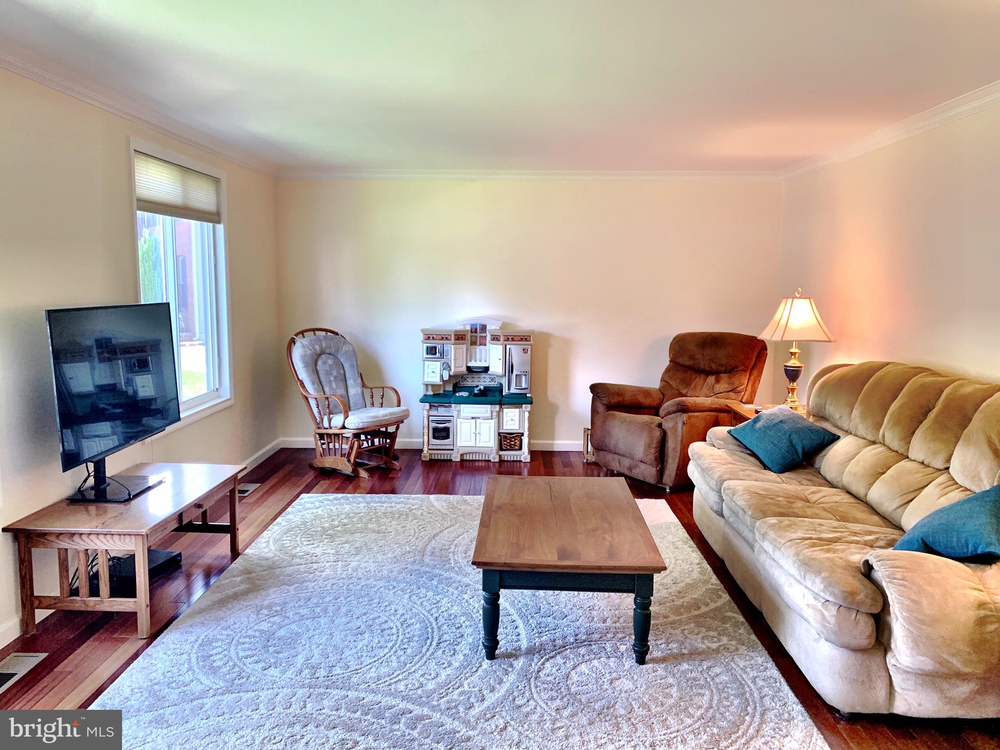 22 Ross Road Burlington Township, NJ 08016 - Photo 3 of 26 Gallery Image 3