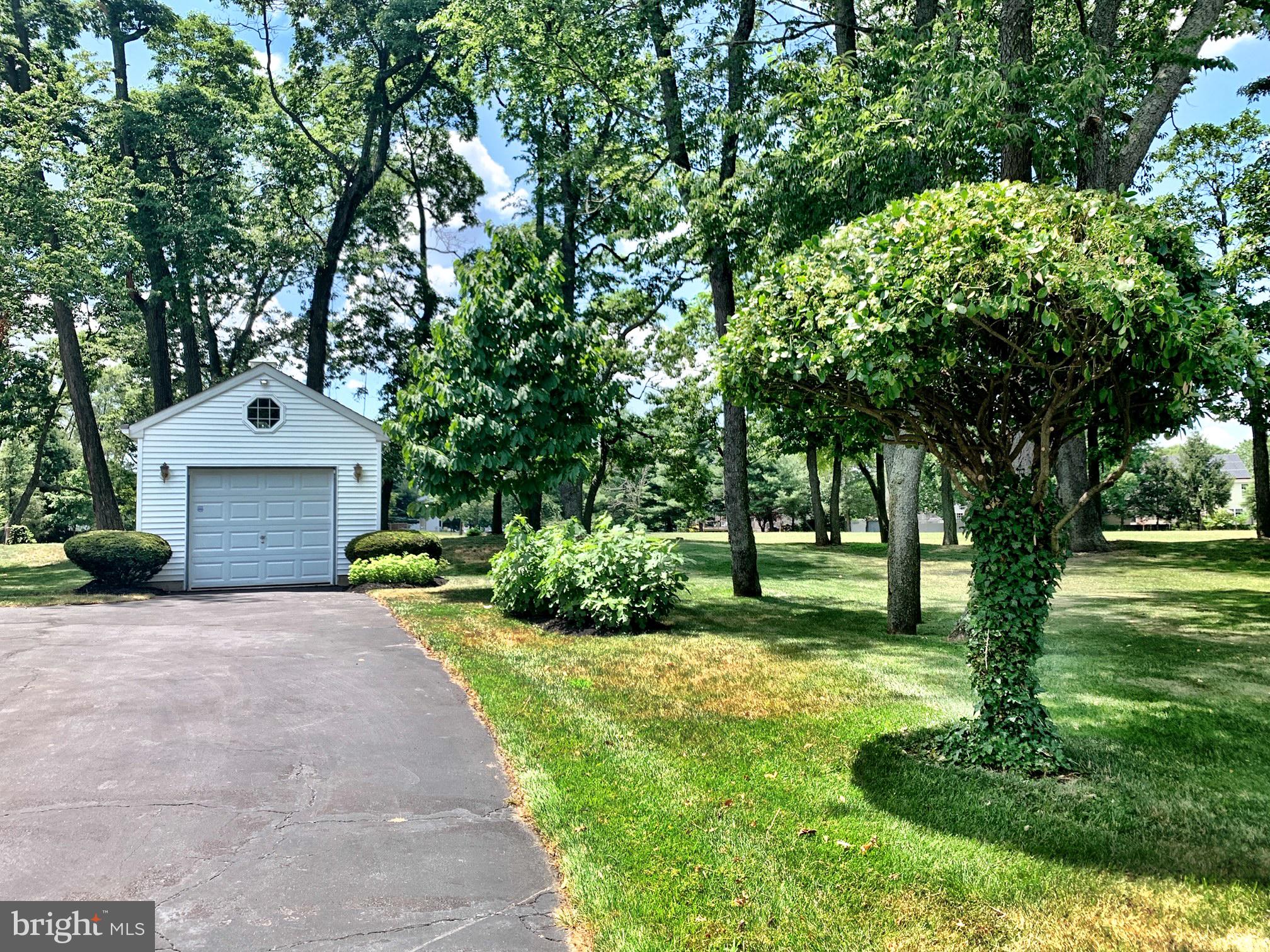 22 Ross Road Burlington Township, NJ 08016 - Photo 22 of 26 Gallery Image 22