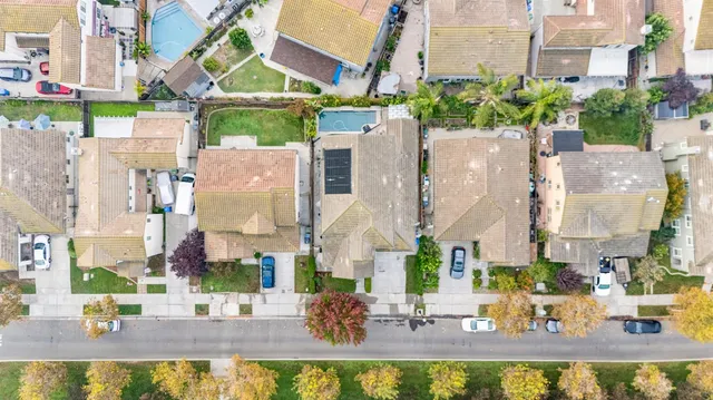 a view of building with outdoor space
