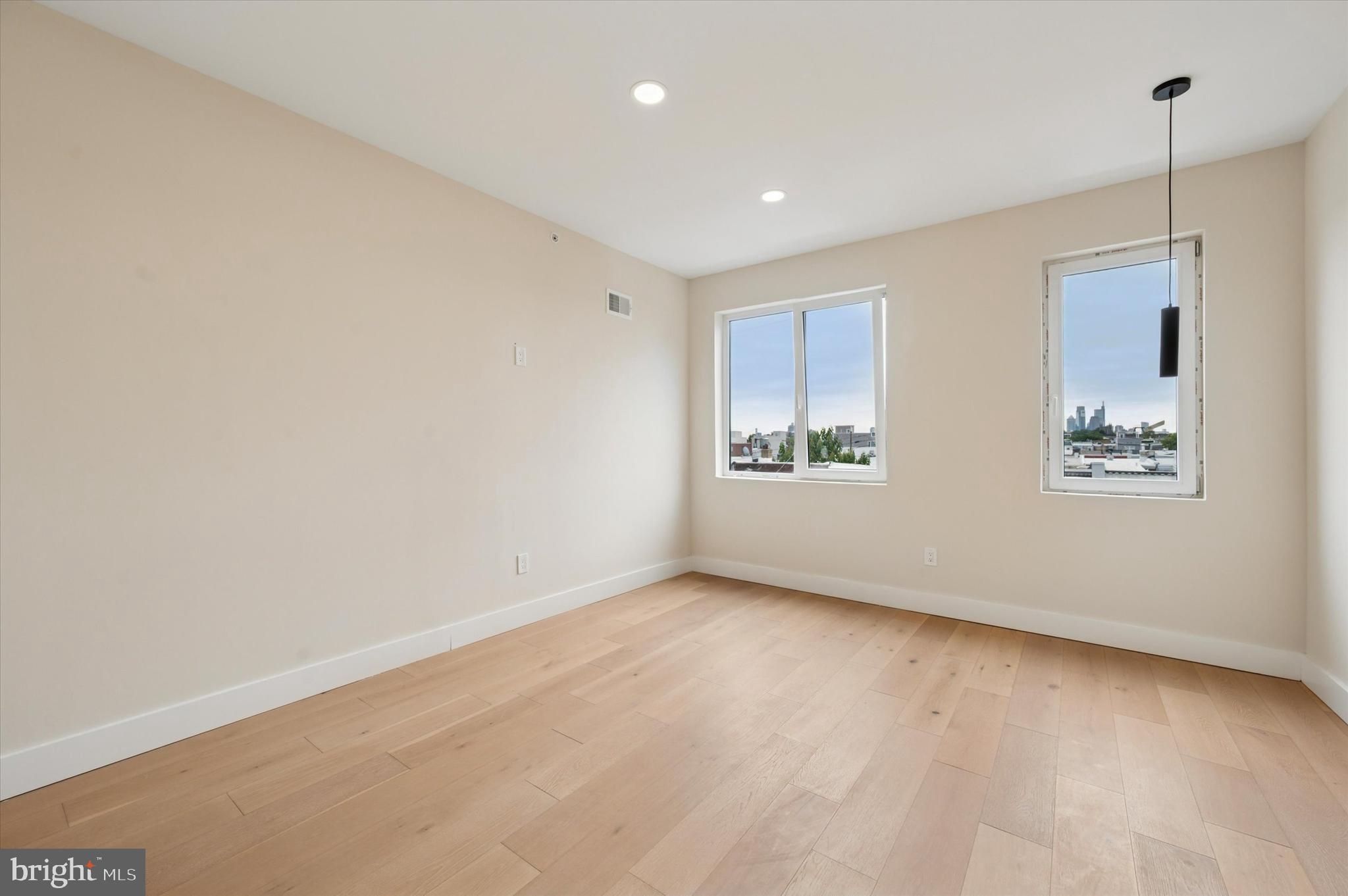 2439 East Huntingdon Street Philadelphia, PA 19125 - Photo 26 of 41