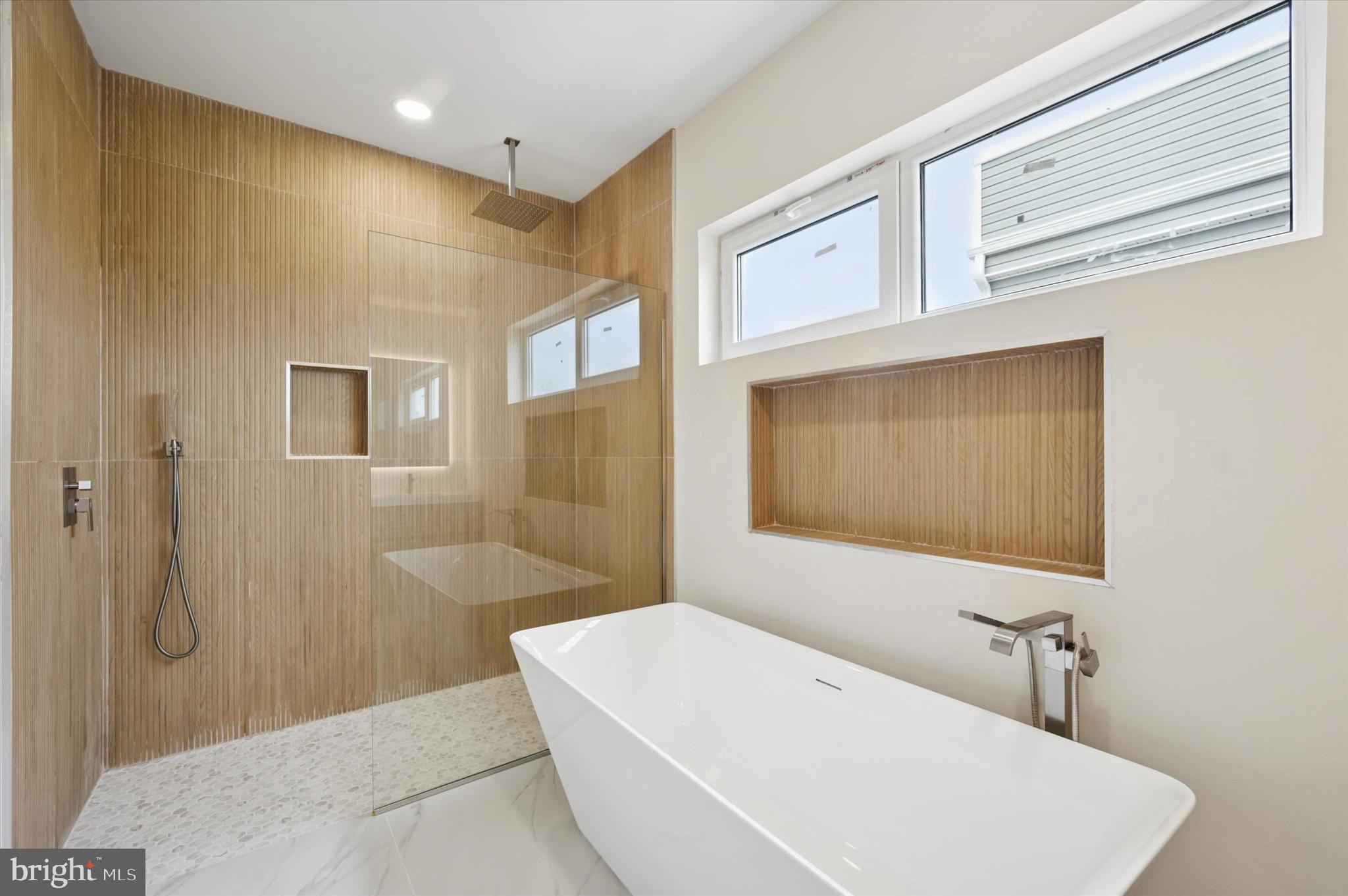 2439 East Huntingdon Street Philadelphia, PA 19125 - Photo 31 of 41