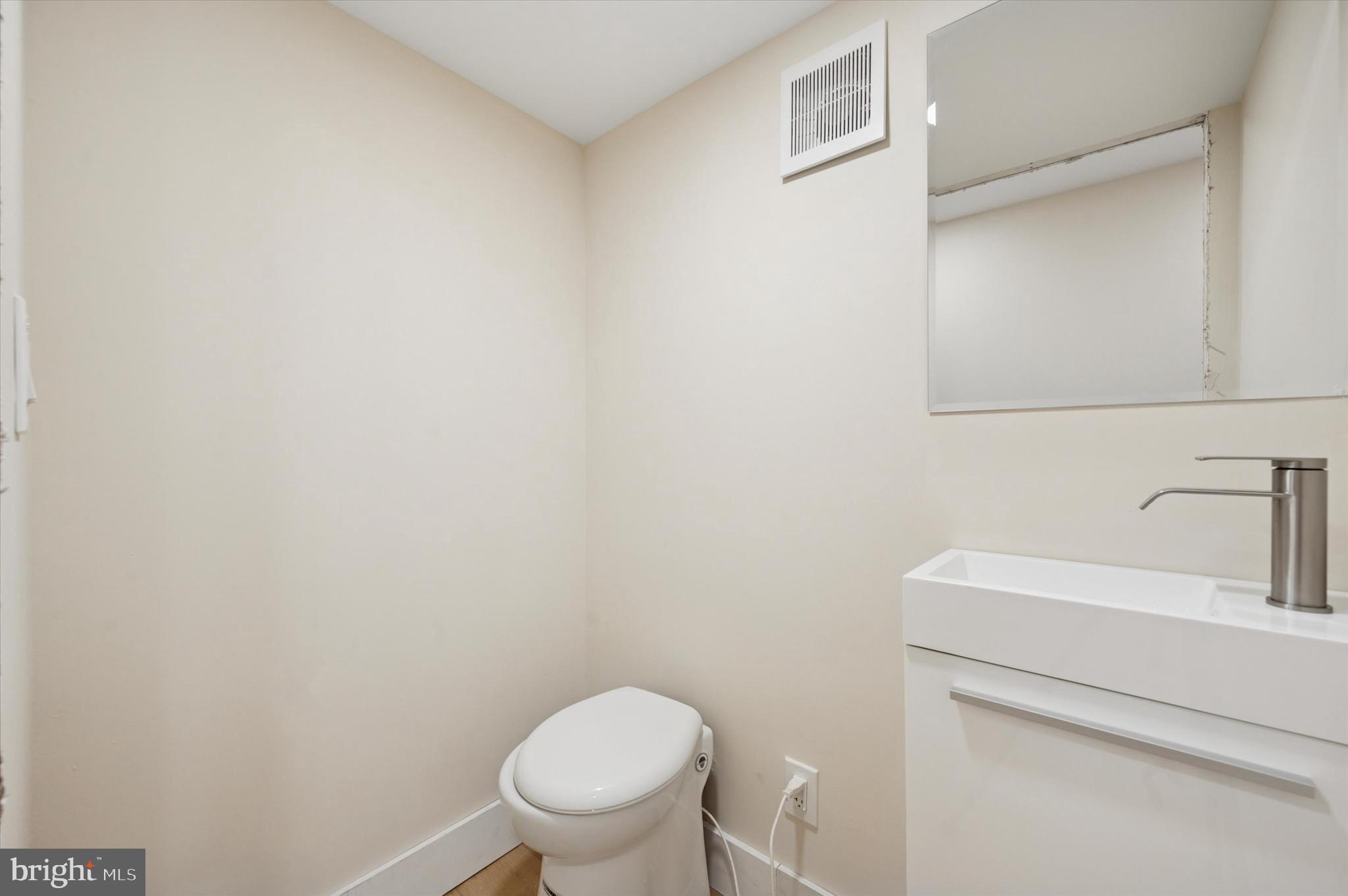 2439 East Huntingdon Street Philadelphia, PA 19125 - Photo 39 of 41