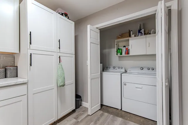 a view of walk in closet