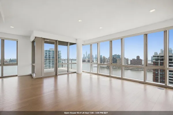 $1,850,000 | 75 Park Lane South, Unit 2604, Jersey City, NJ 07310