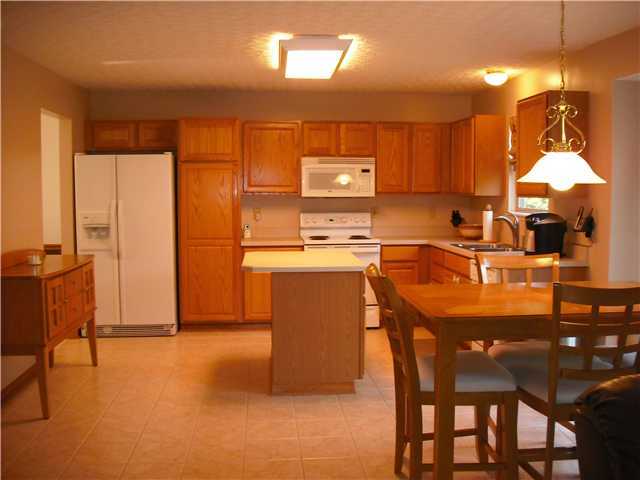 3037 Splitrock Road Columbus, OH 43221 - Photo 2 of 14 Gallery Image 2